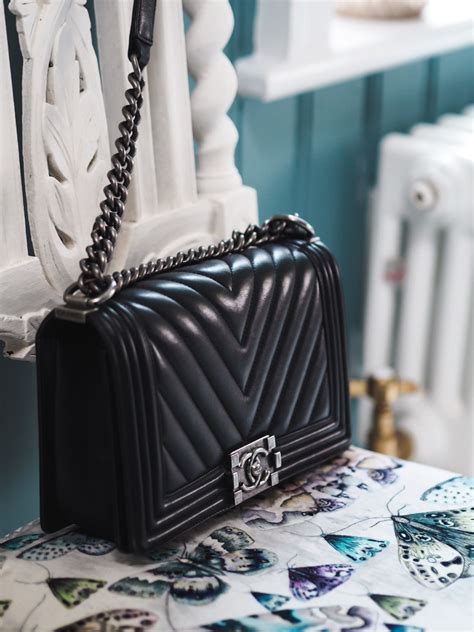 where to buy chanel boy bag